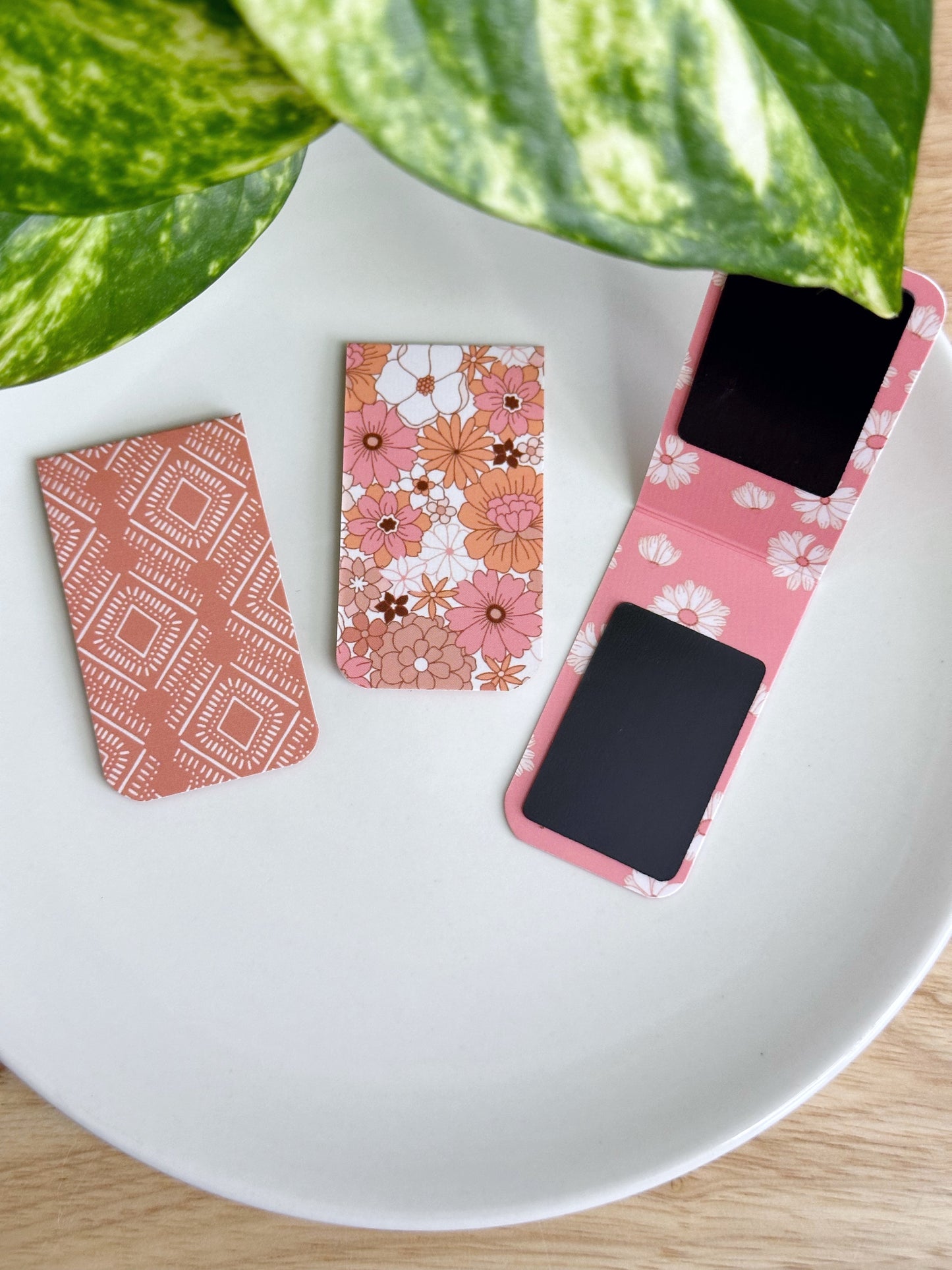 Magnetic Bookmarks 3-Pack